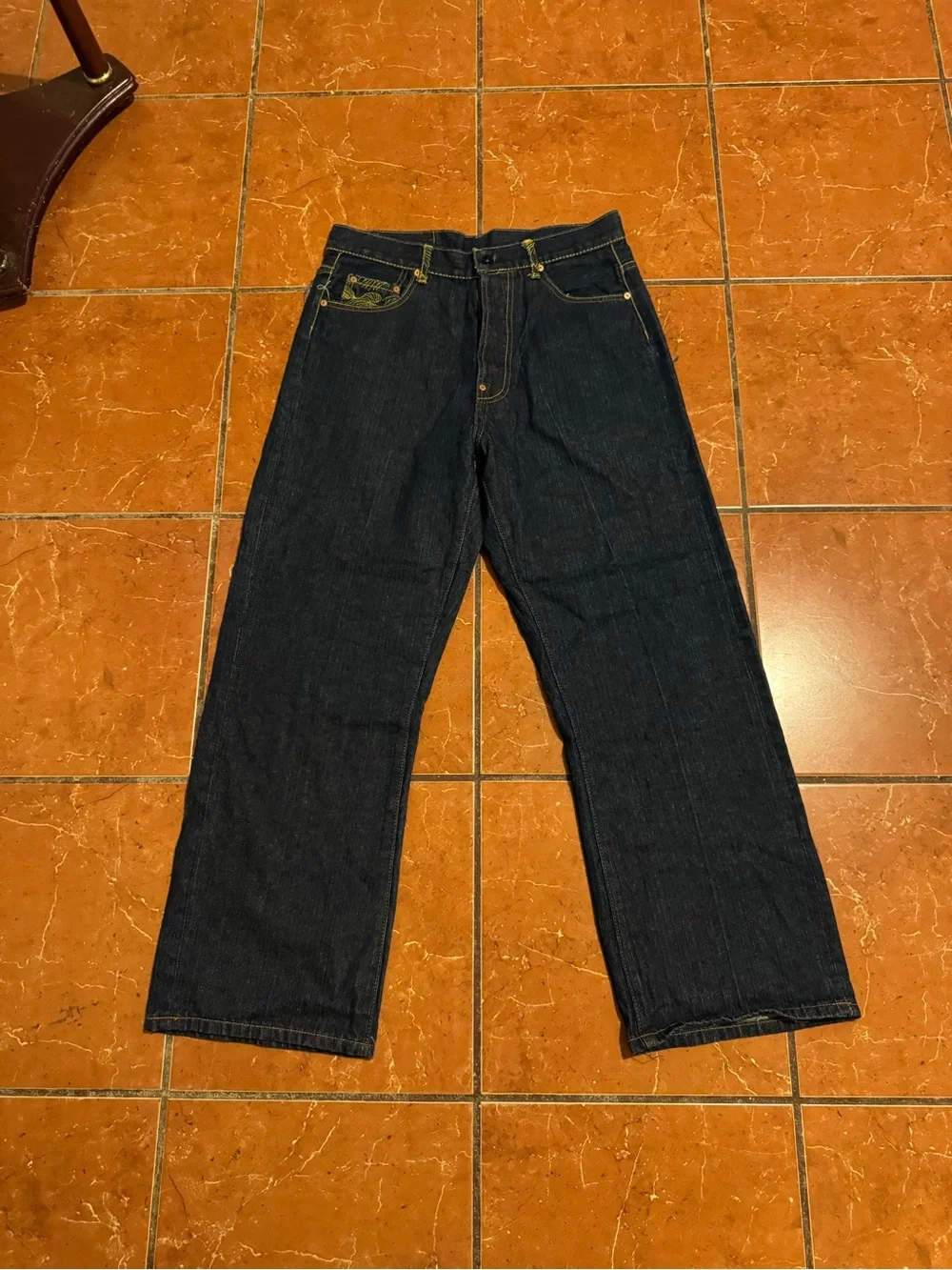 RMC Red Monkey Company Men’s Embroidered Tiger Jeans Dark Denim – Size 32